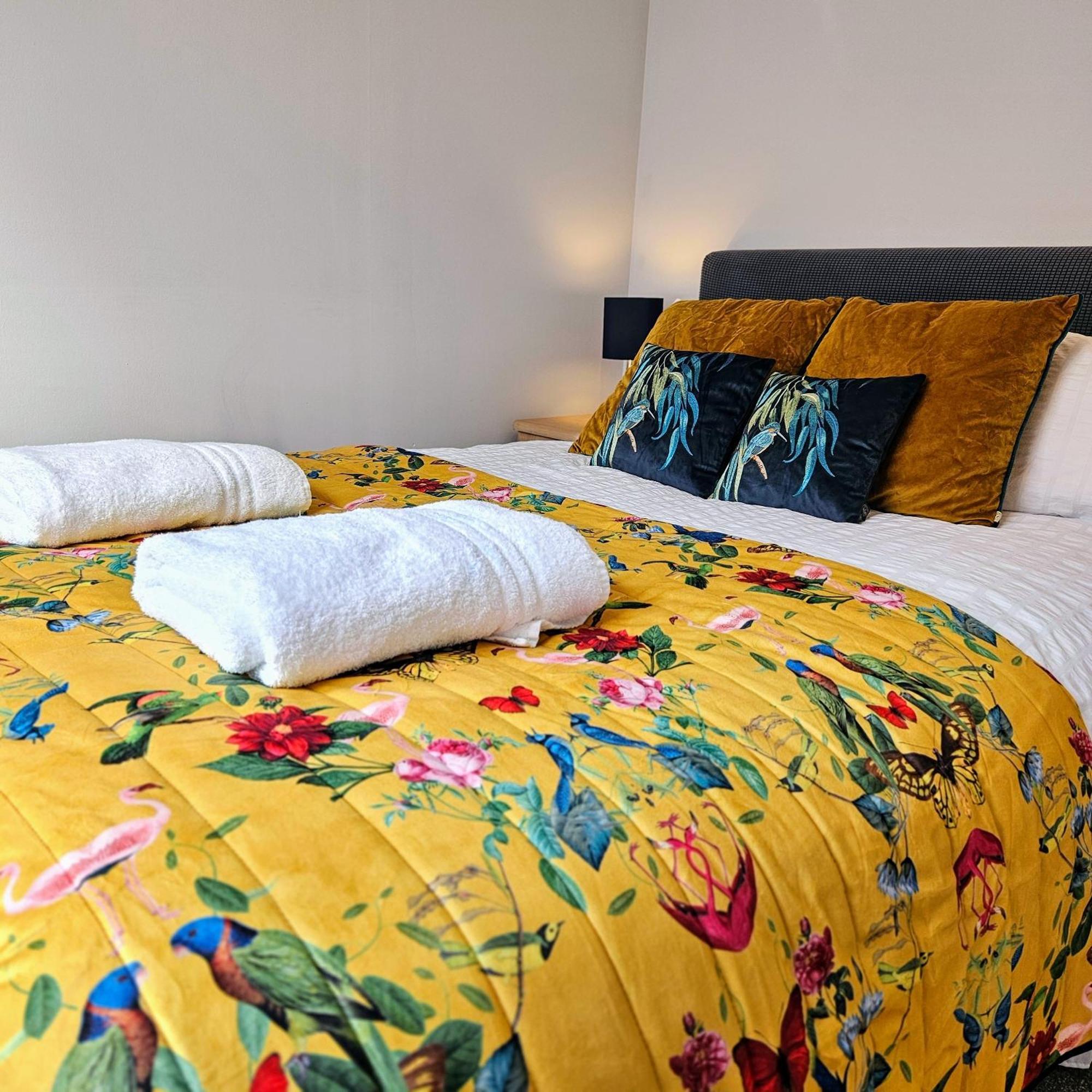 Bootham Court Grade II Duplex Apartment With Free Parking & Wi-Fi - Sleeps 2-6 People ยอร์ค ภายนอก รูปภาพ