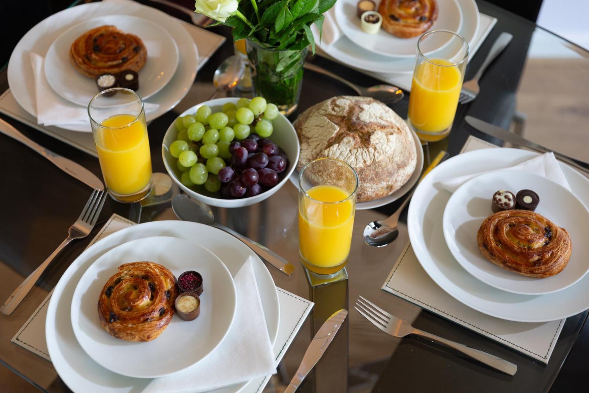 Bootham Court Grade II Duplex Apartment With Free Parking & Wi-Fi - Sleeps 2-6 People ยอร์ค ภายนอก รูปภาพ