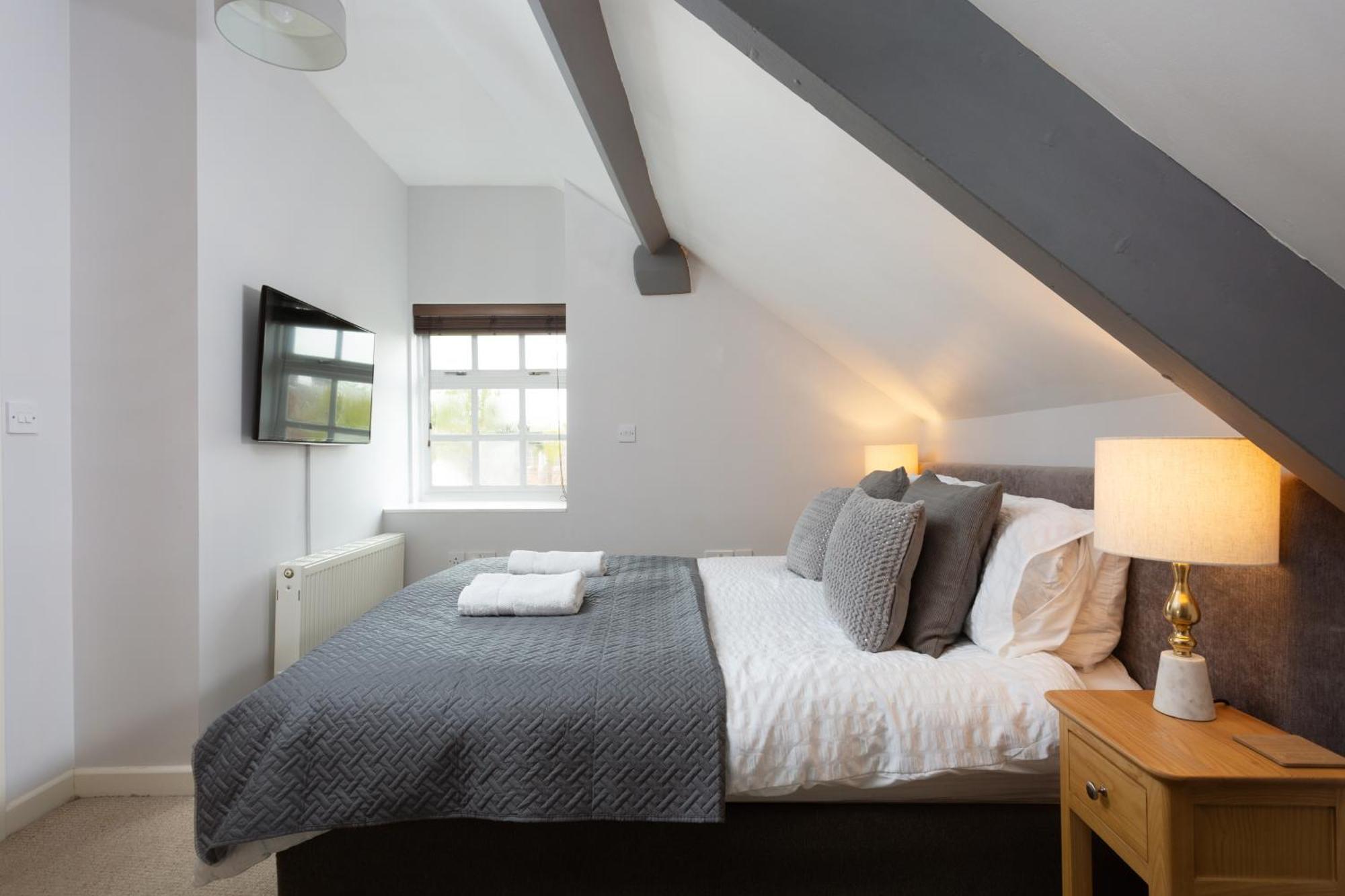 Bootham Court Grade II Duplex Apartment With Free Parking & Wi-Fi - Sleeps 2-6 People ยอร์ค ภายนอก รูปภาพ