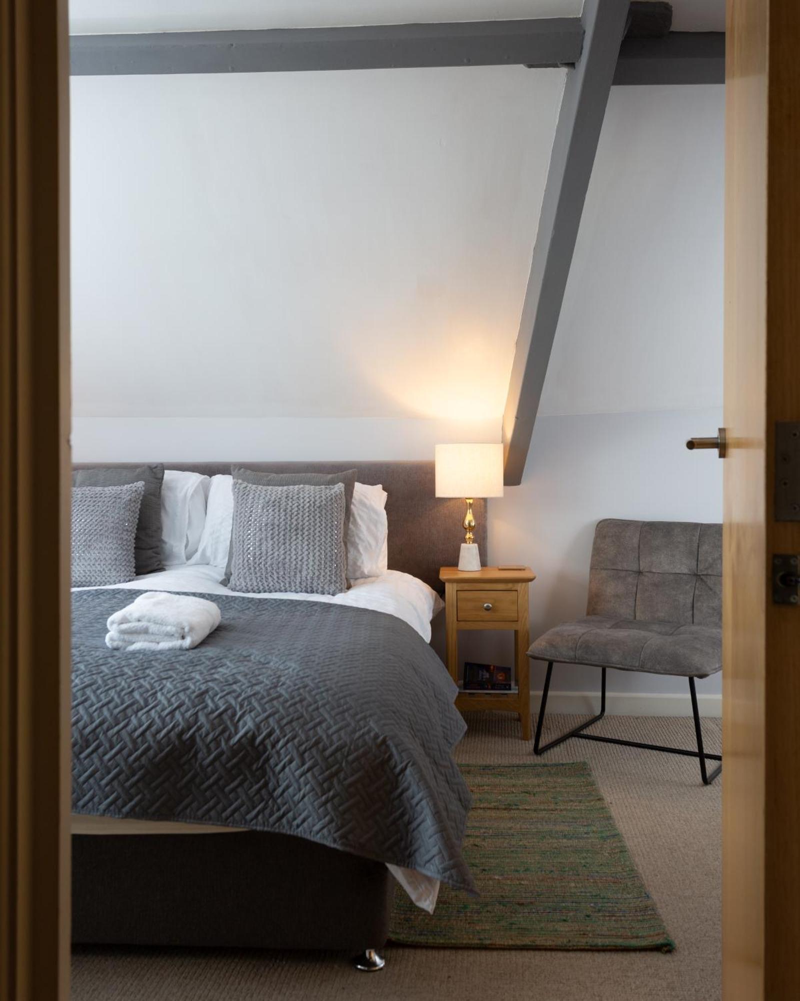 Bootham Court Grade II Duplex Apartment With Free Parking & Wi-Fi - Sleeps 2-6 People ยอร์ค ภายนอก รูปภาพ